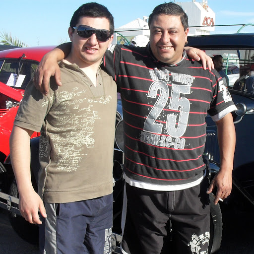 Adrian Estevez Photo 4