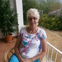 Pamela Beaumont Photo 5