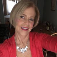 Carolyn Walsh Photo 27
