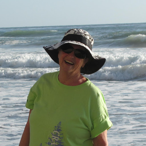 Carolyn Emery Photo 9