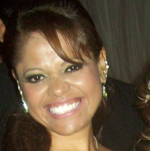 Monica Alves Photo 37