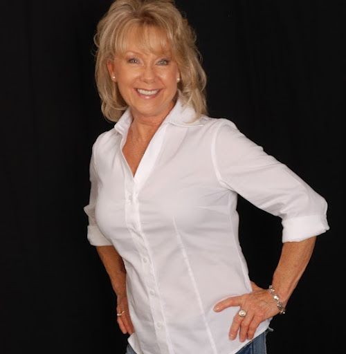 Sandy Fuller Photo 38