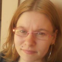 Christina Ainsworth Photo 20