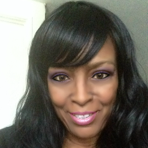 Jeanette Oliver Photo 29