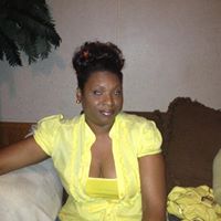 Vanessa Lowe Photo 16