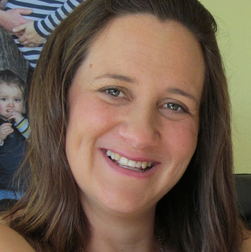 Antonia Rowe Photo 3