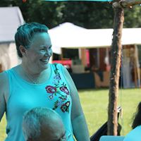 Debbie Ritchie Photo 15