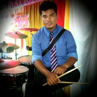 Robert Roldan Photo 13