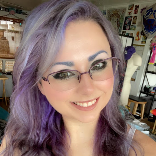 Elizabeth Vickery Photo 22