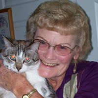 Elizabeth Rush Photo 22