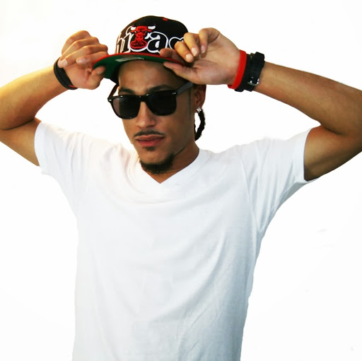 Hank Henderson Photo 9