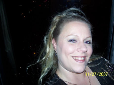 Julie Wiggins Photo 23