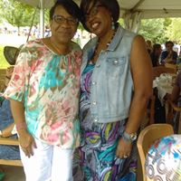 Roberta George Photo 33