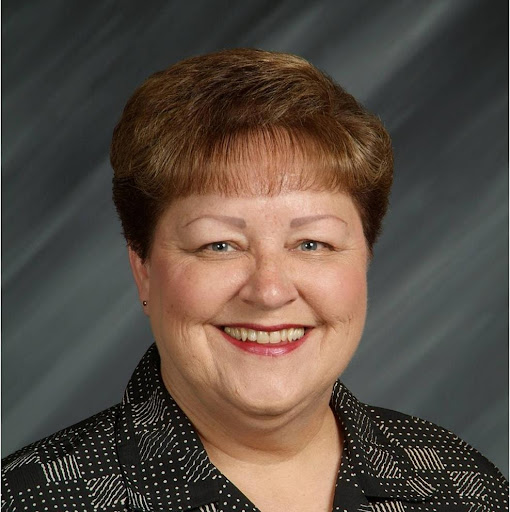 Sandy Mathews Photo 1