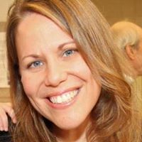 Deborah Torres Photo 11