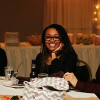 Alicia Knowles Photo 16