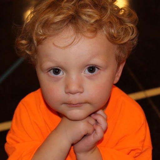 Julie Lovelace Photo 8