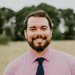 Erik English Photo 4