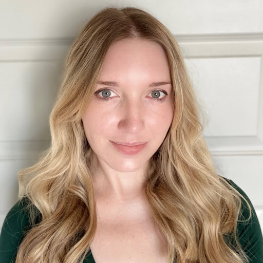 Melissa Briggs Photo 21