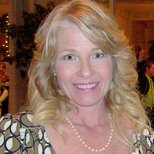 Lori Young Photo 45