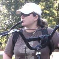 Christine Deliz Photo 4