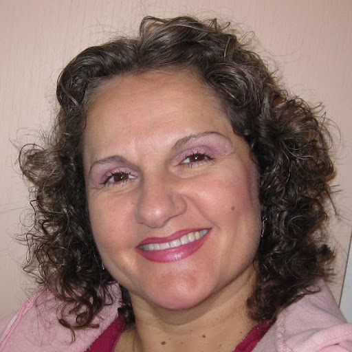 Elizabeth Erdmann Photo 12