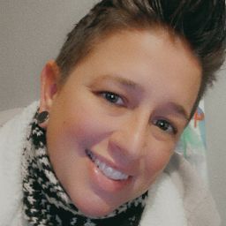 Amy Dobbs Photo 10