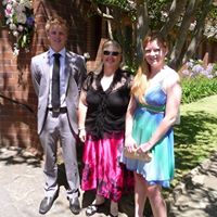 Anne Thomson Photo 17