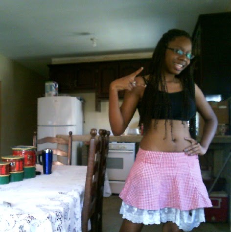 Julissa Martinez Photo 11