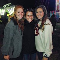 Emily Hammett Photo 30
