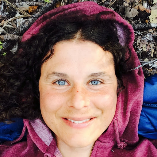 Sarah Elliott Photo 29