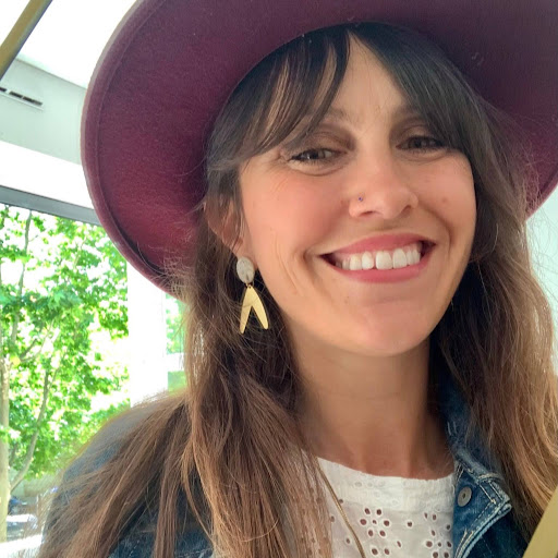 Christina Ross Photo 36