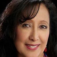 Michele Zapata Photo 5