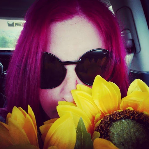 Lindsey Phillips Photo 20