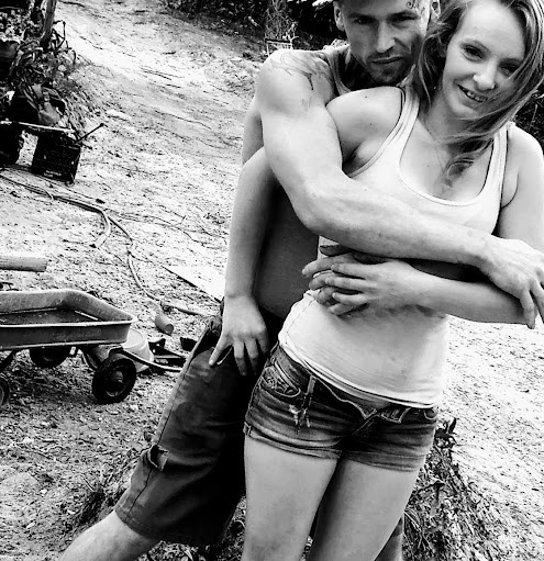 Nicole Duncan Photo 23