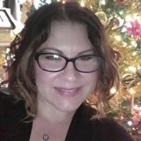 Jennifer Wyatt Photo 24