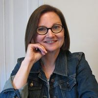 Julie Frazier Photo 43