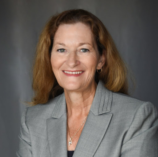 Helen Ewing Photo 26