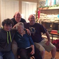 Lindsey Hobbs Photo 12