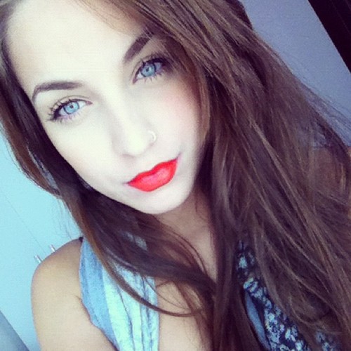 Alyce Miller Photo 12