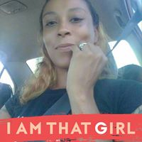 Nikki Howard Photo 21