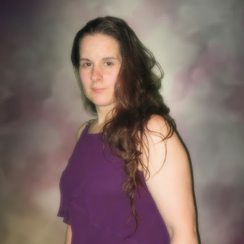 Christina Rhoades Photo 4