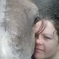 Michelle Strange Photo 18