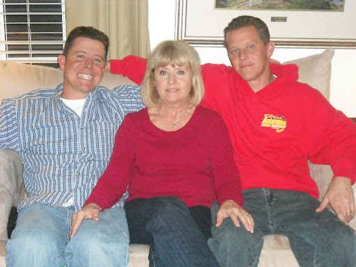 Kristy Garrett Photo 15