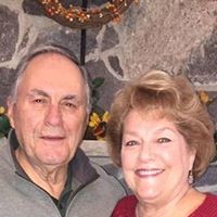 Linda Horvath Photo 22