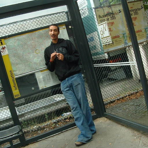 Daniel Hunter Photo 29