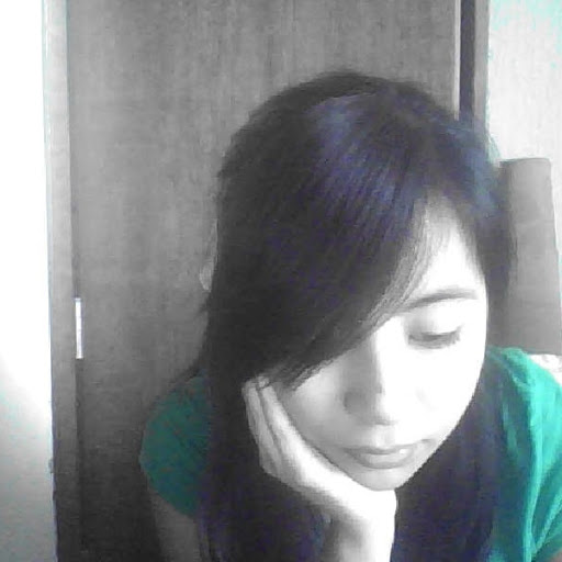 Regina Cruz Photo 15