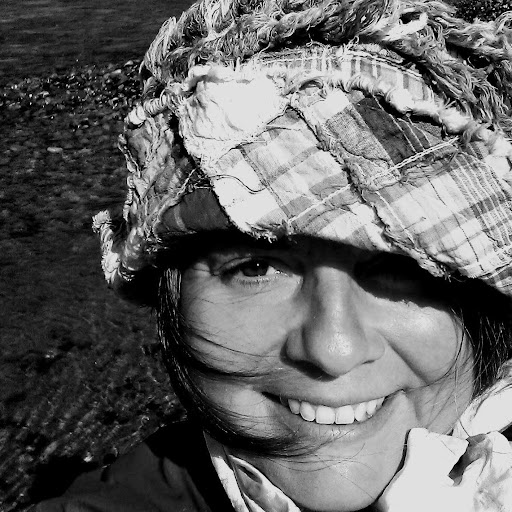 Lisa Marks Photo 8