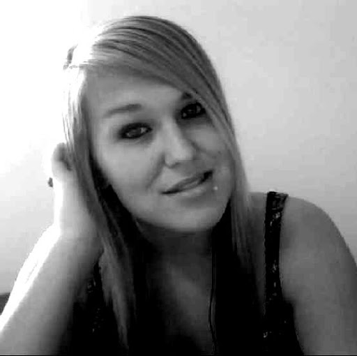 Christina Rankin Photo 17