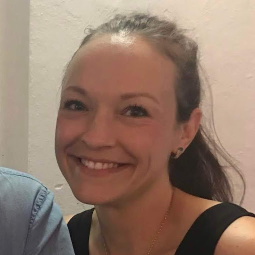 Elizabeth Packer Photo 17